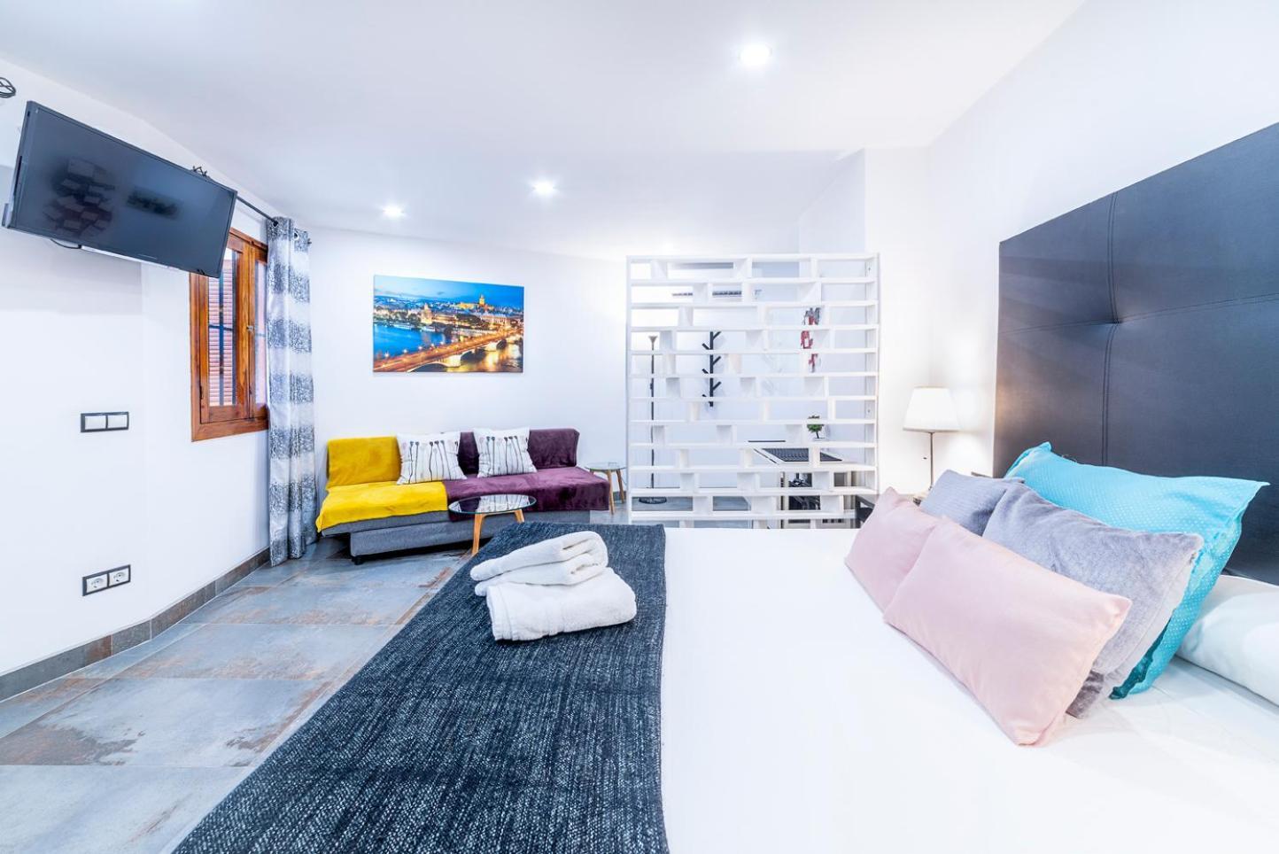 Estudio 10 Junto A La Campana Alameda Setas — Photos 2